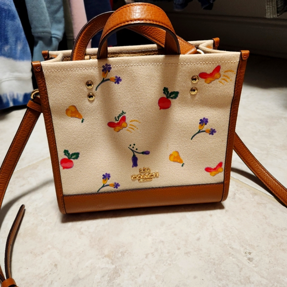 Coach purse